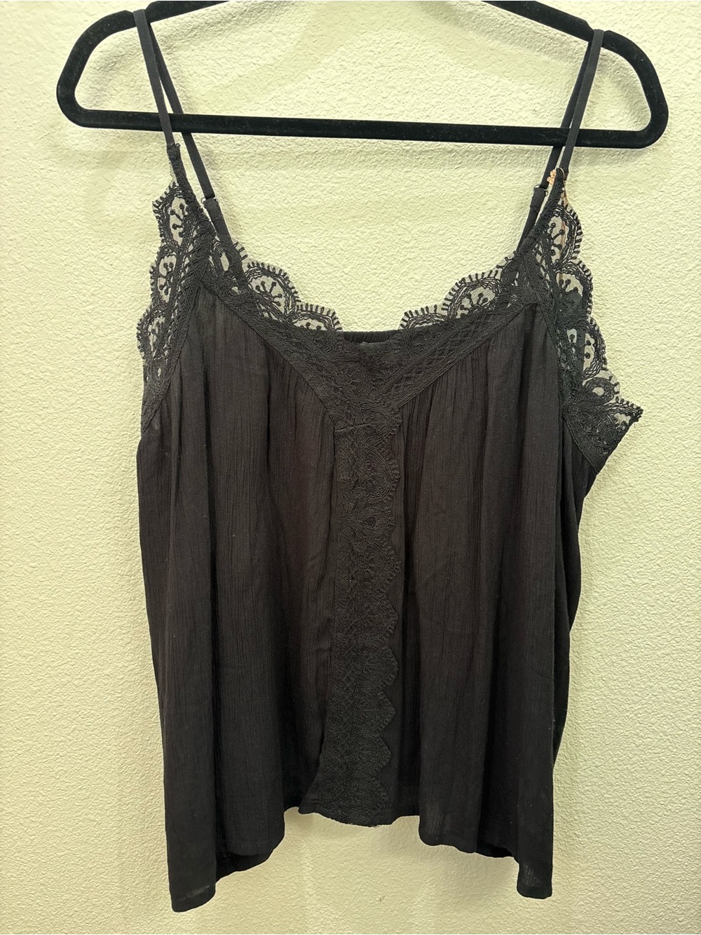 Shyanne Black Lace-Trim Camisole
